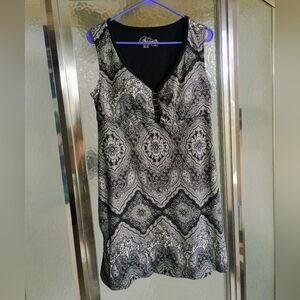 Chaps Black with White Graphic Dress With Pockets